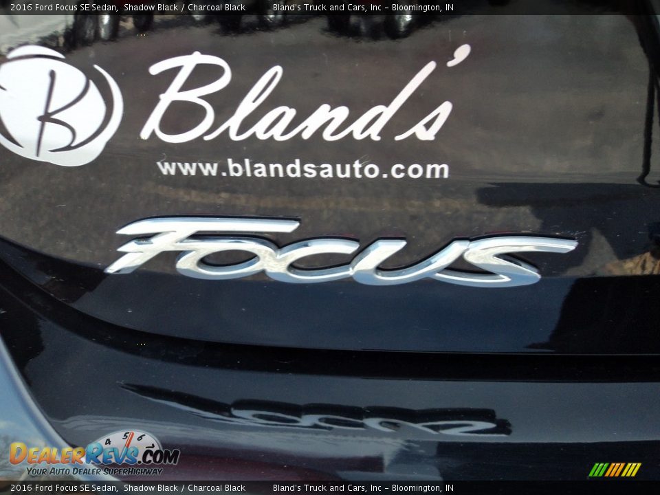 2016 Ford Focus SE Sedan Shadow Black / Charcoal Black Photo #28