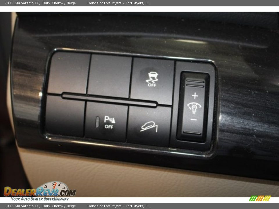 2013 Kia Sorento LX Dark Cherry / Beige Photo #18