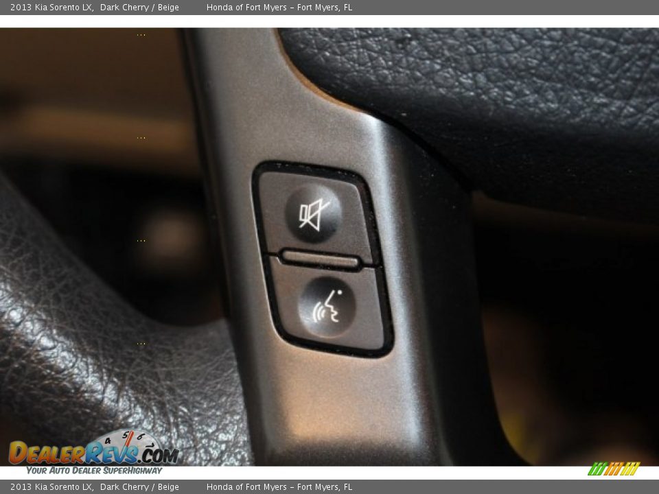 2013 Kia Sorento LX Dark Cherry / Beige Photo #21