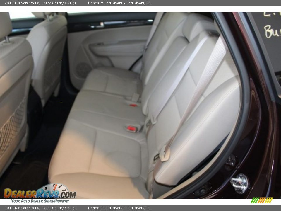 2013 Kia Sorento LX Dark Cherry / Beige Photo #33