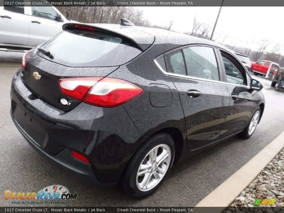 2017 Chevrolet Cruze LT Mosaic Black Metallic / Jet Black Photo #6
