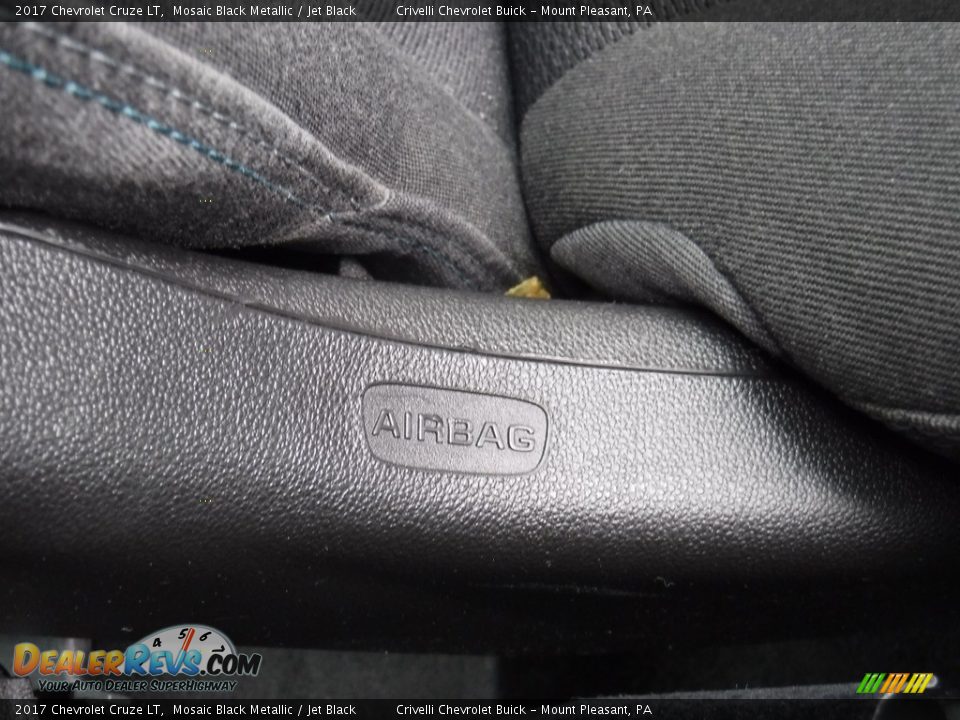 2017 Chevrolet Cruze LT Mosaic Black Metallic / Jet Black Photo #15