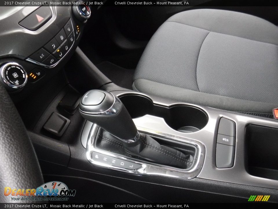 2017 Chevrolet Cruze LT Mosaic Black Metallic / Jet Black Photo #16