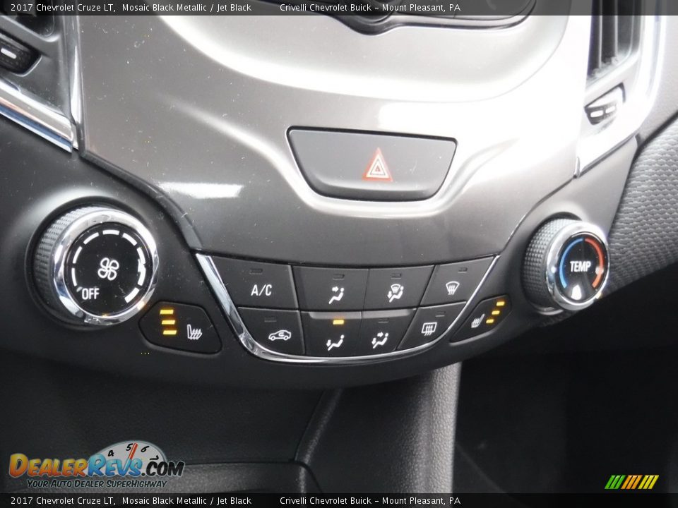 2017 Chevrolet Cruze LT Mosaic Black Metallic / Jet Black Photo #20