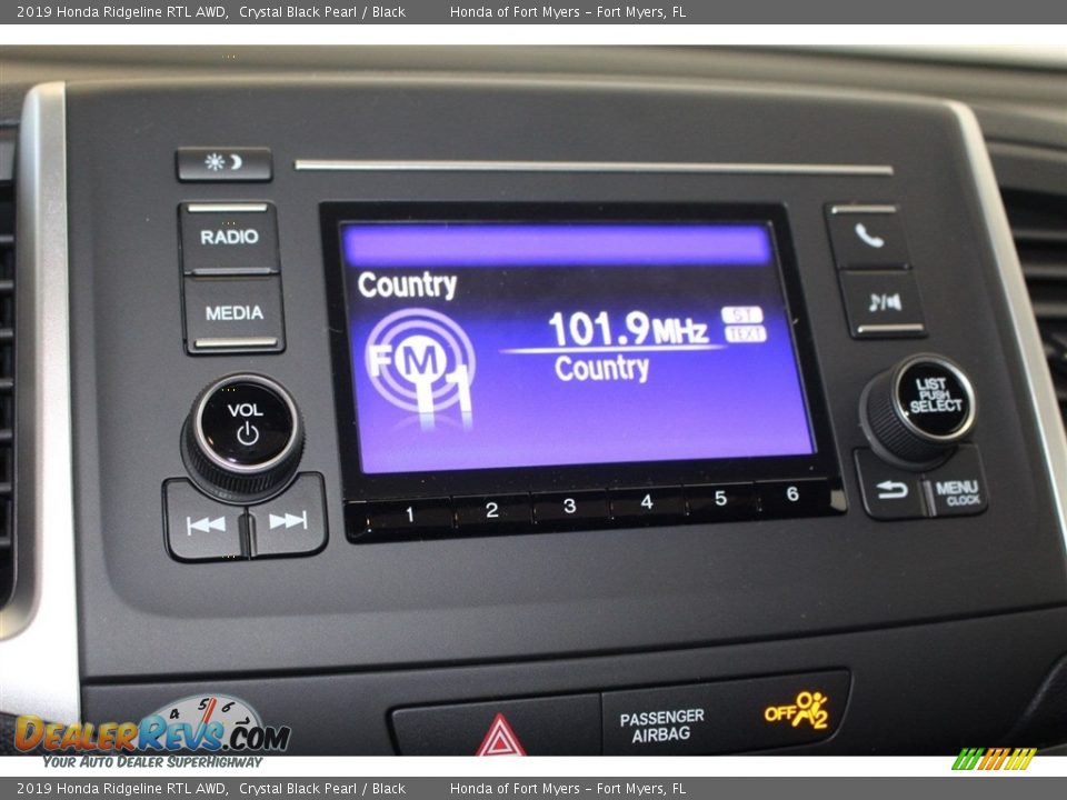 Audio System of 2019 Honda Ridgeline RTL AWD Photo #29