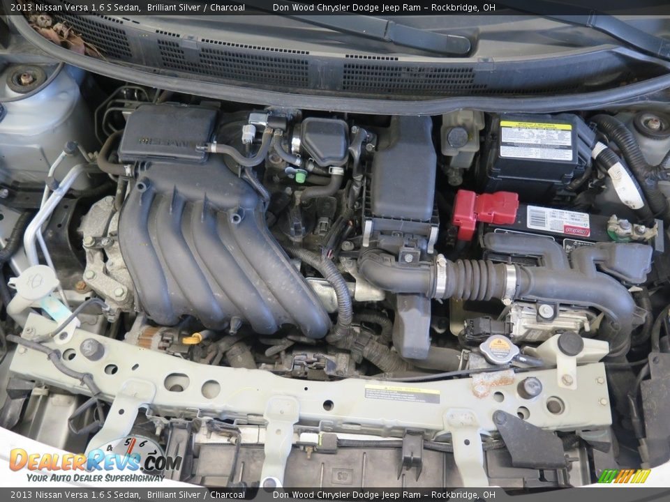 2013 Nissan Versa 1.6 S Sedan Brilliant Silver / Charcoal Photo #28