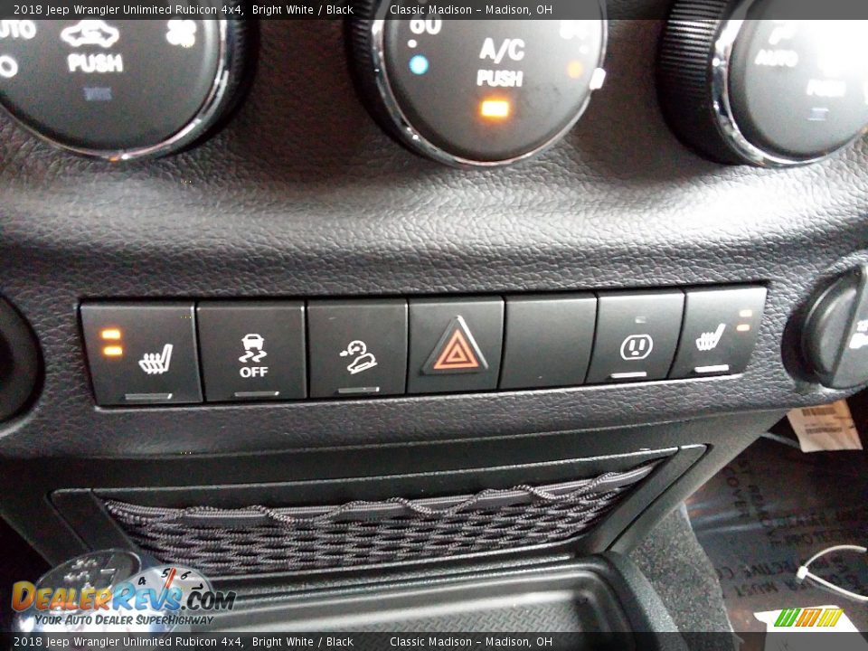 2018 Jeep Wrangler Unlimited Rubicon 4x4 Bright White / Black Photo #10