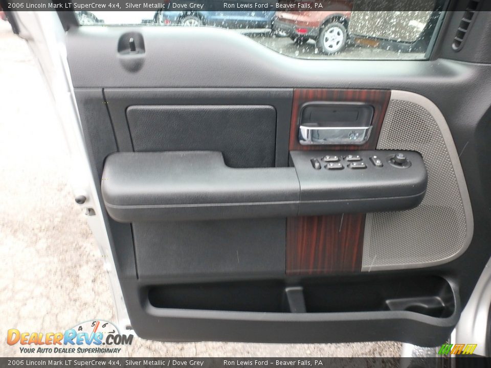 2006 Lincoln Mark LT SuperCrew 4x4 Silver Metallic / Dove Grey Photo #15