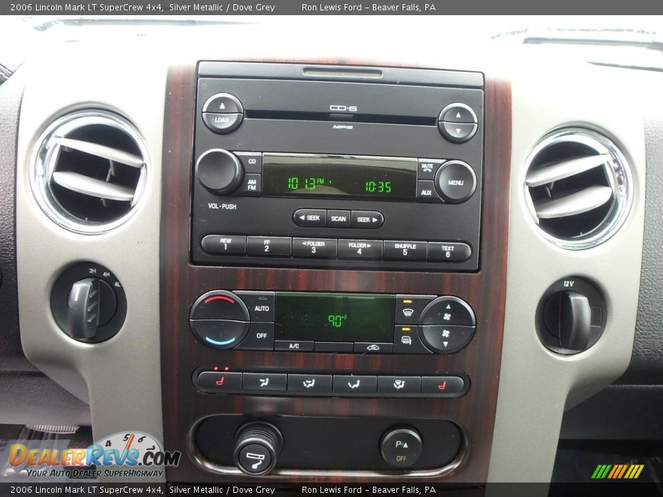 2006 Lincoln Mark LT SuperCrew 4x4 Silver Metallic / Dove Grey Photo #17