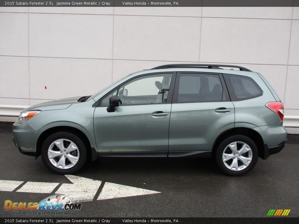 2015 Subaru Forester 2.5i Jasmine Green Metallic / Gray Photo #2