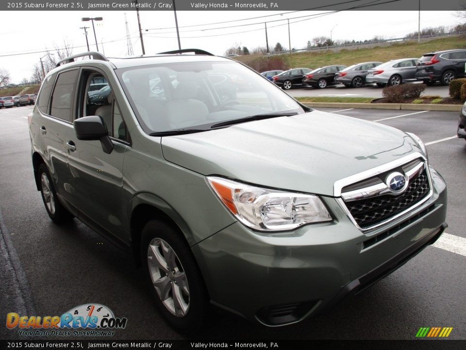 2015 Subaru Forester 2.5i Jasmine Green Metallic / Gray Photo #8