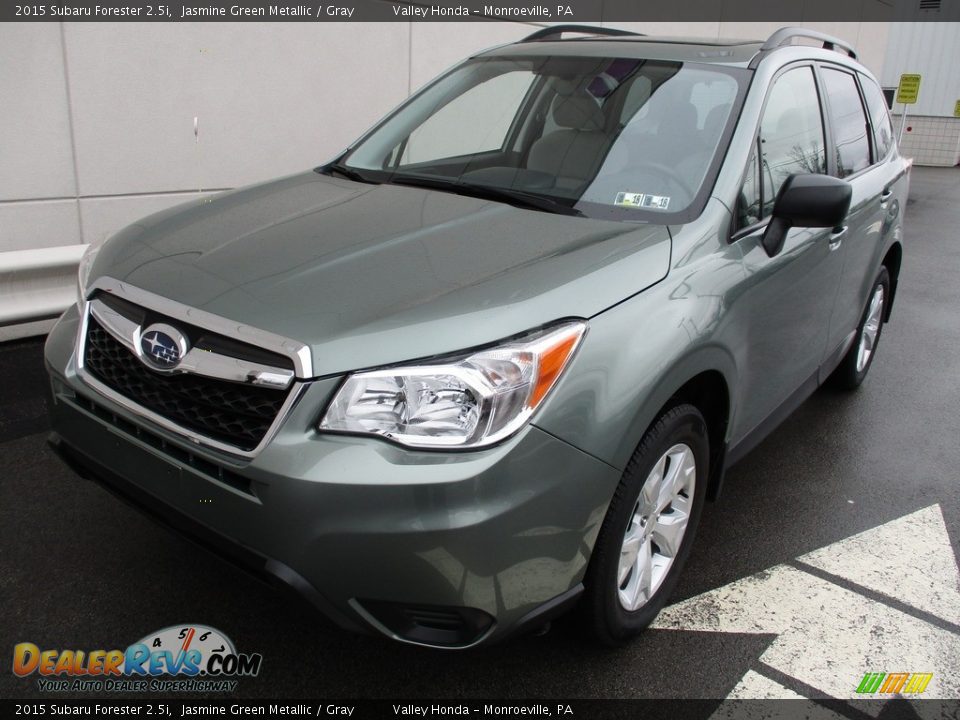 2015 Subaru Forester 2.5i Jasmine Green Metallic / Gray Photo #10