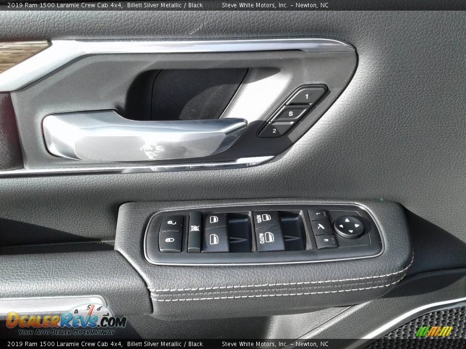 Controls of 2019 Ram 1500 Laramie Crew Cab 4x4 Photo #9