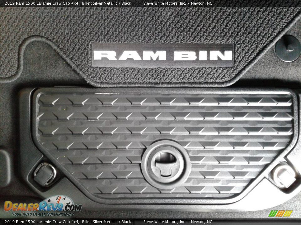 Tool Kit of 2019 Ram 1500 Laramie Crew Cab 4x4 Photo #14