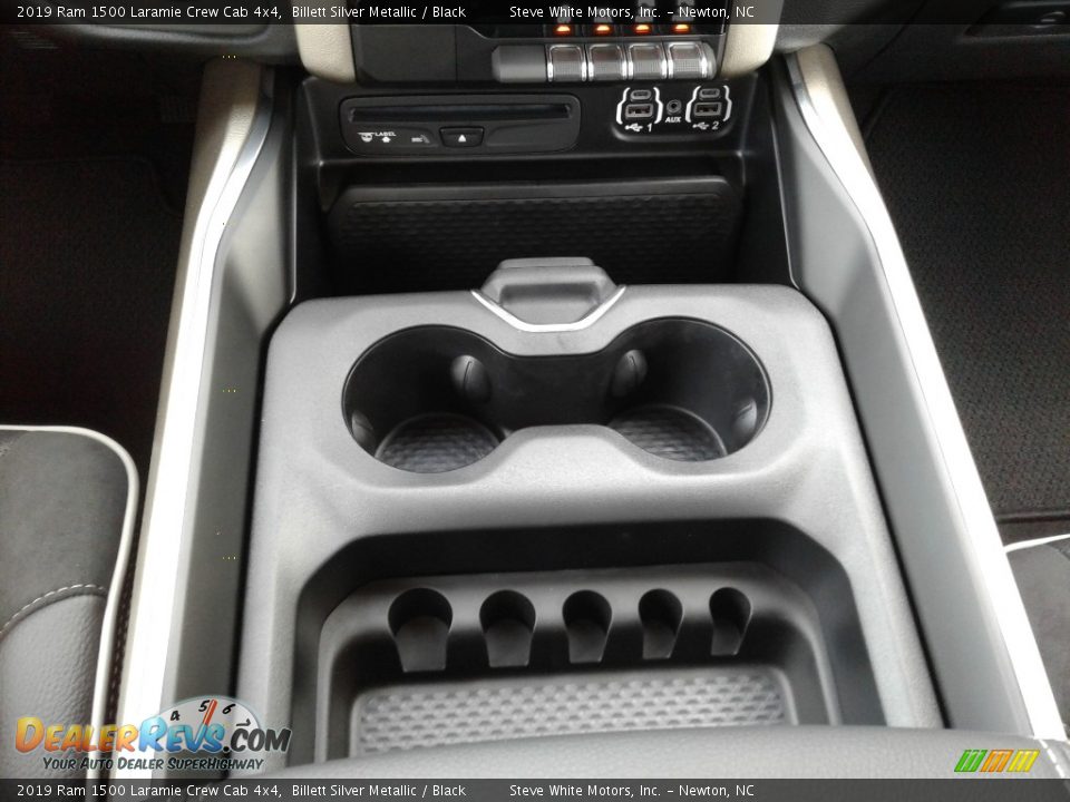 2019 Ram 1500 Laramie Crew Cab 4x4 Billett Silver Metallic / Black Photo #34