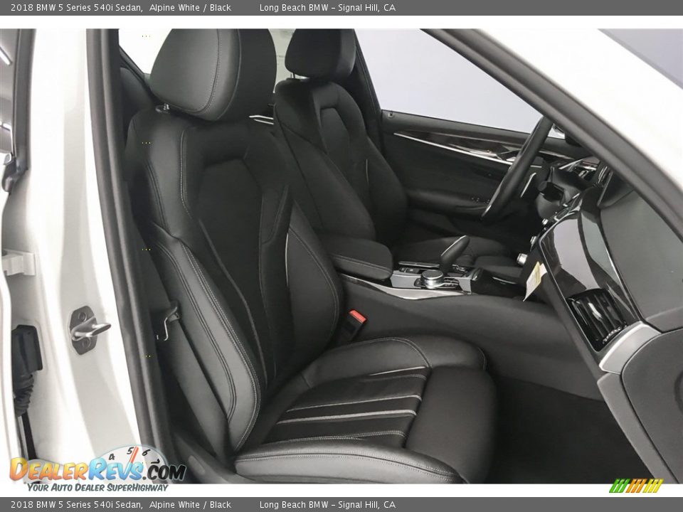 2018 BMW 5 Series 540i Sedan Alpine White / Black Photo #2