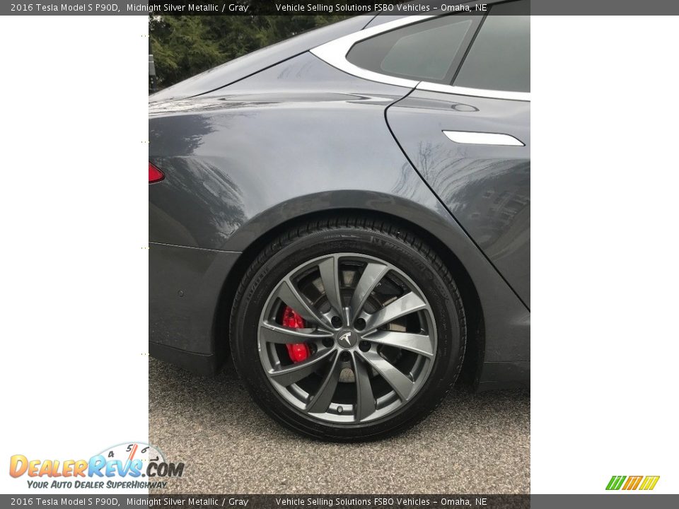 2016 Tesla Model S P90D Midnight Silver Metallic / Gray Photo #17