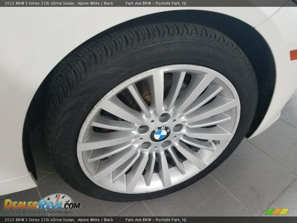 2013 BMW 3 Series 328i xDrive Sedan Alpine White / Black Photo #26