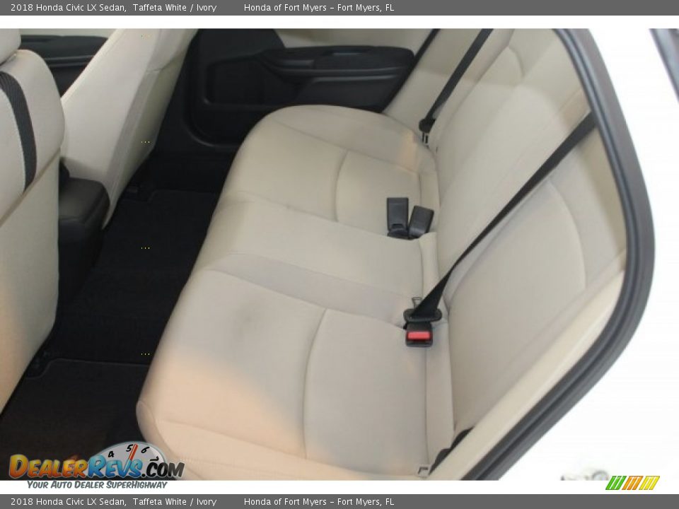 2018 Honda Civic LX Sedan Taffeta White / Ivory Photo #30