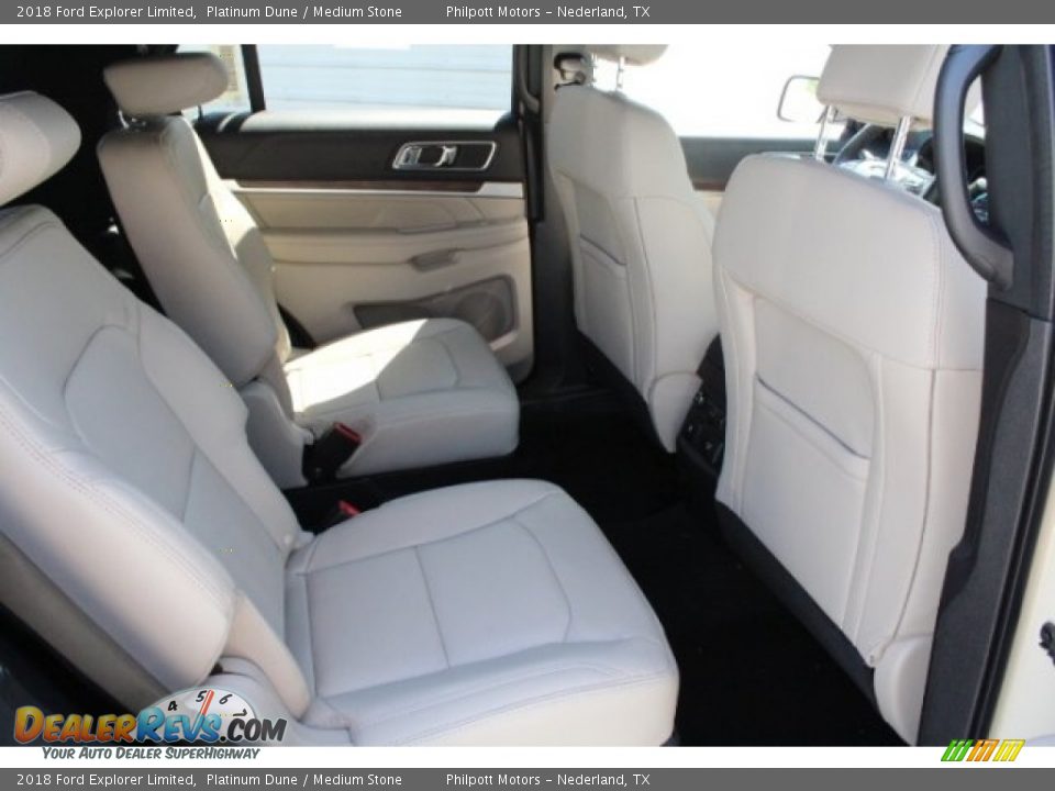 2018 Ford Explorer Limited Platinum Dune / Medium Stone Photo #33