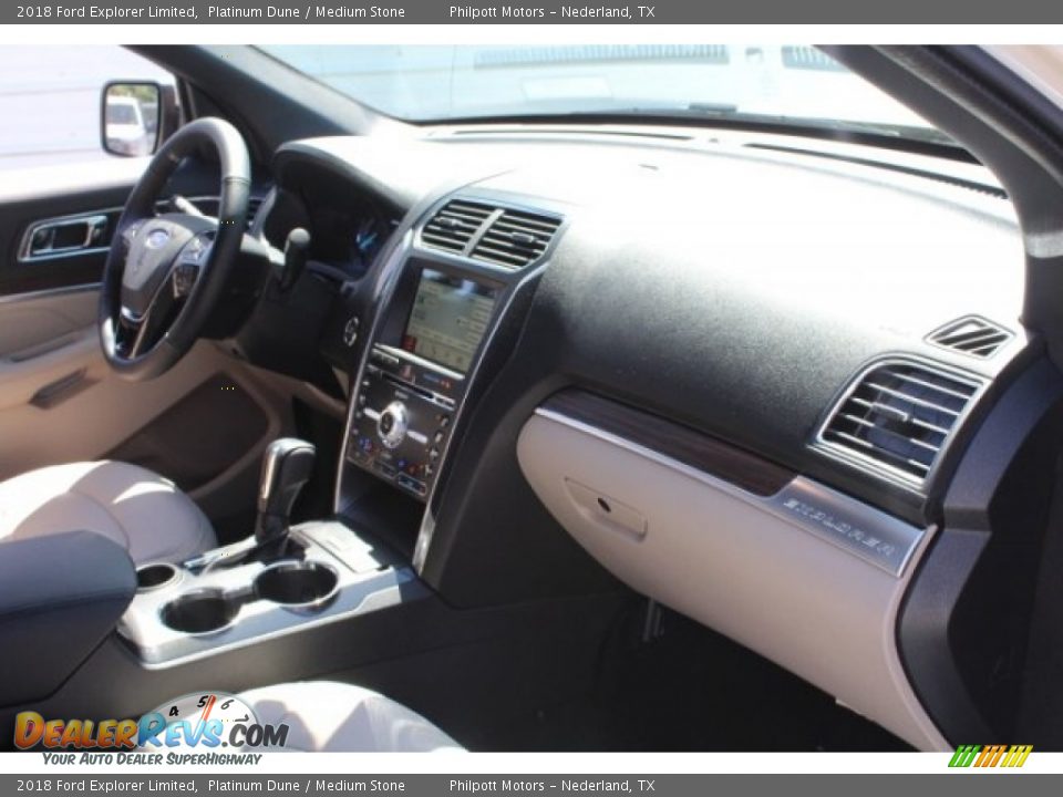 2018 Ford Explorer Limited Platinum Dune / Medium Stone Photo #36