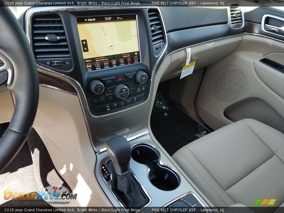 2018 Jeep Grand Cherokee Limited 4x4 Bright White / Black/Light Frost Beige Photo #10