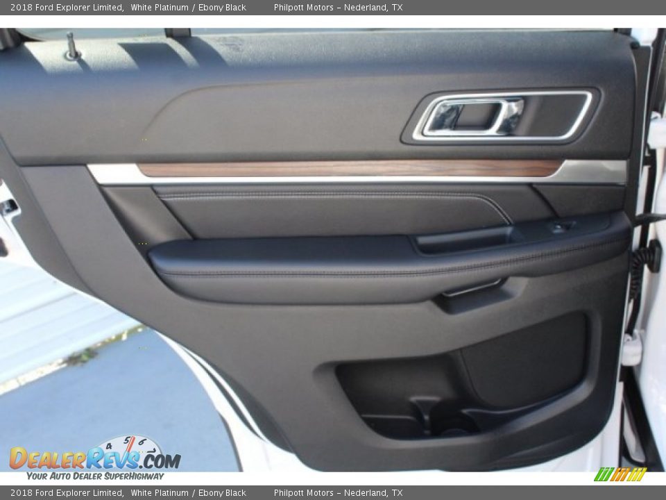 2018 Ford Explorer Limited White Platinum / Ebony Black Photo #25