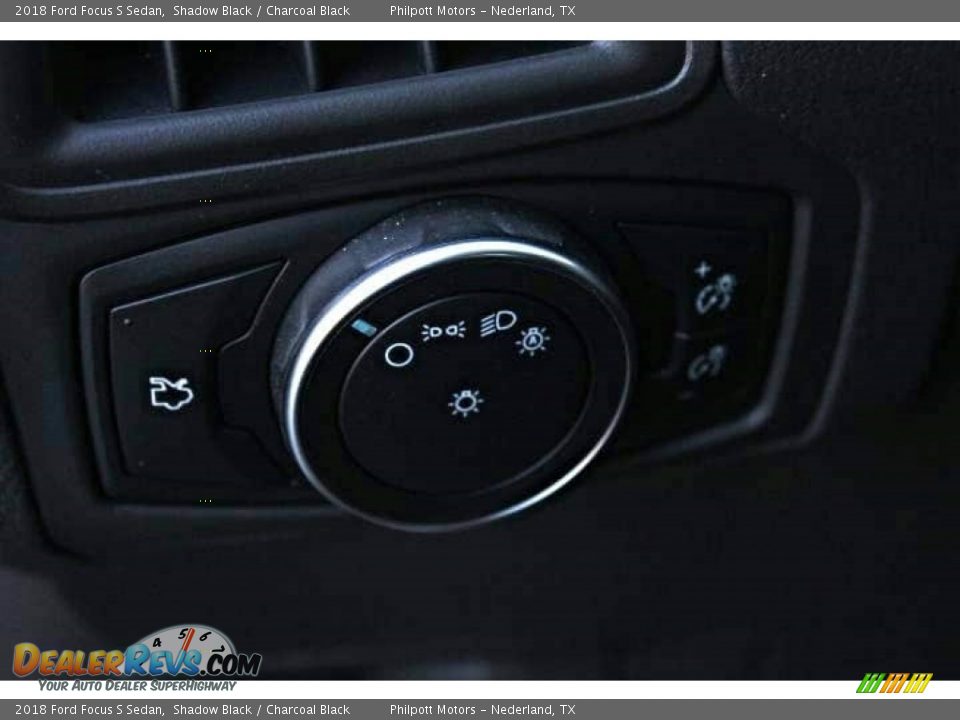 2018 Ford Focus S Sedan Shadow Black / Charcoal Black Photo #20