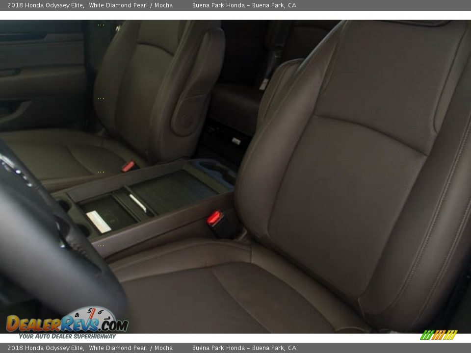 2018 Honda Odyssey Elite White Diamond Pearl / Mocha Photo #9