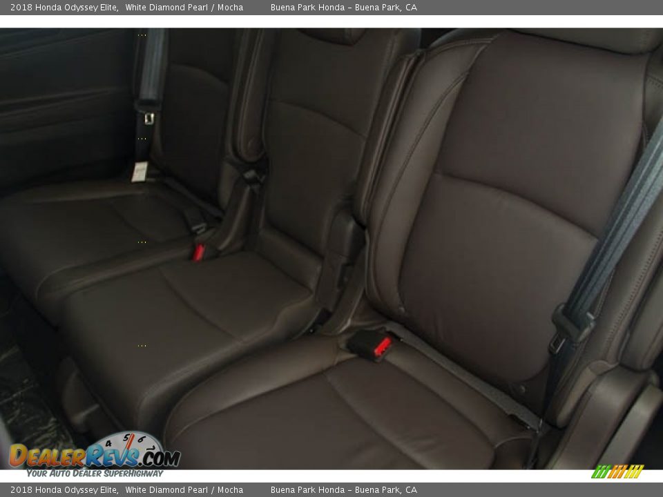 2018 Honda Odyssey Elite White Diamond Pearl / Mocha Photo #11