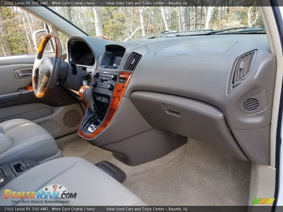 2002 Lexus RX 300 AWD White Gold Crystal / Ivory Photo #11