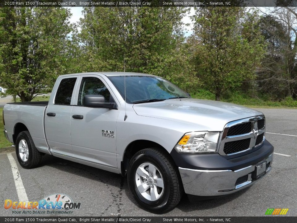 2018 Ram 1500 Tradesman Quad Cab Bright Silver Metallic / Black/Diesel Gray Photo #4
