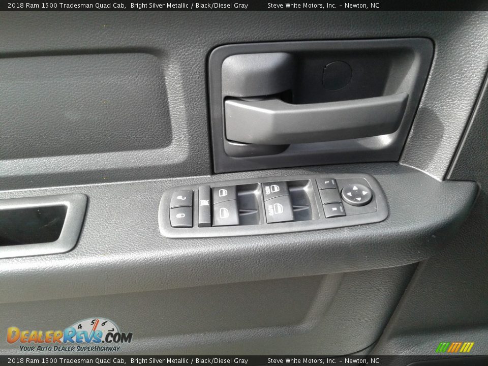 2018 Ram 1500 Tradesman Quad Cab Bright Silver Metallic / Black/Diesel Gray Photo #9