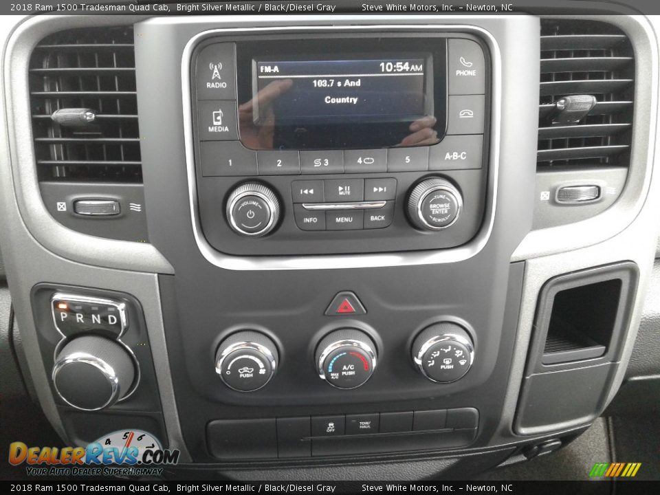 2018 Ram 1500 Tradesman Quad Cab Bright Silver Metallic / Black/Diesel Gray Photo #19