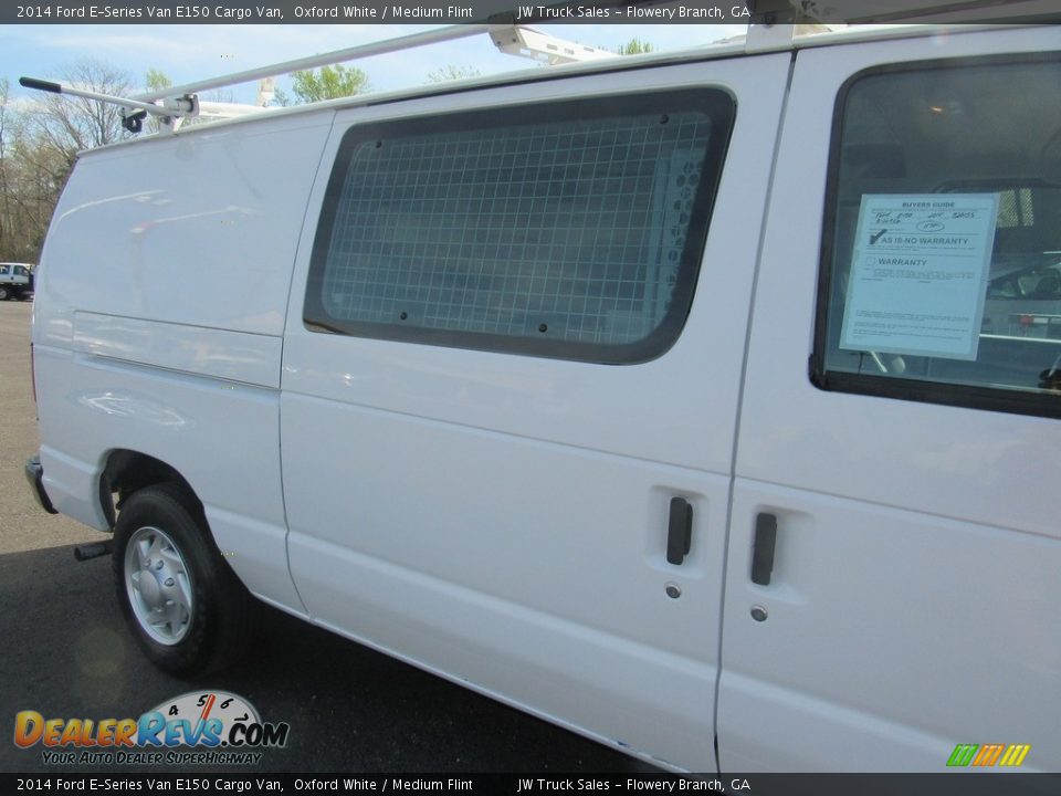 2014 Ford E-Series Van E150 Cargo Van Oxford White / Medium Flint Photo #18
