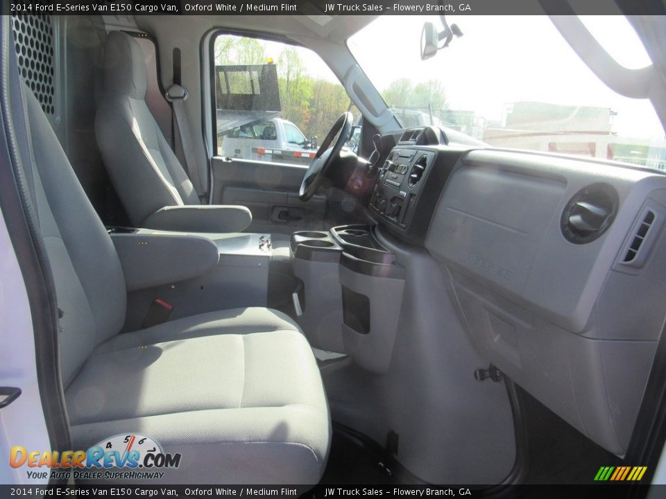 2014 Ford E-Series Van E150 Cargo Van Oxford White / Medium Flint Photo #25