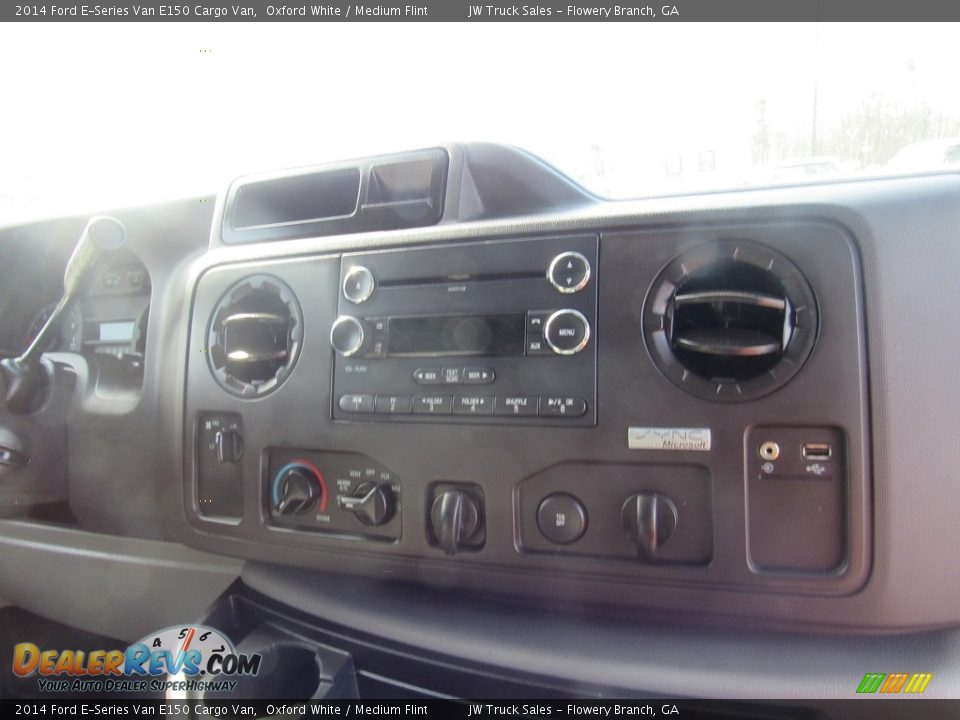 2014 Ford E-Series Van E150 Cargo Van Oxford White / Medium Flint Photo #27