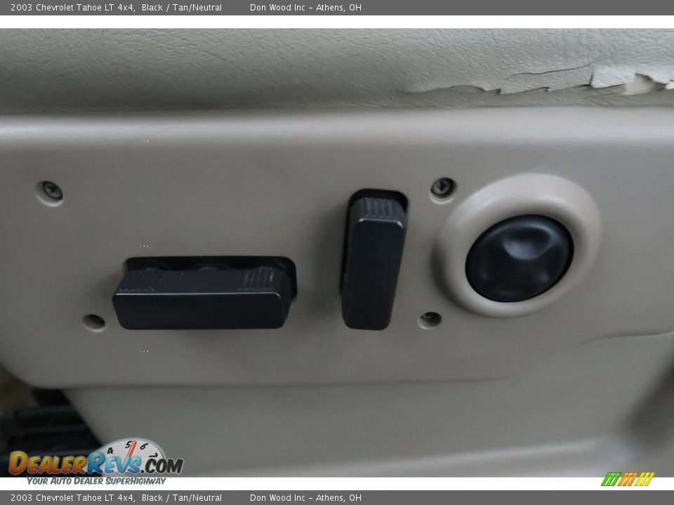 2003 Chevrolet Tahoe LT 4x4 Black / Tan/Neutral Photo #3
