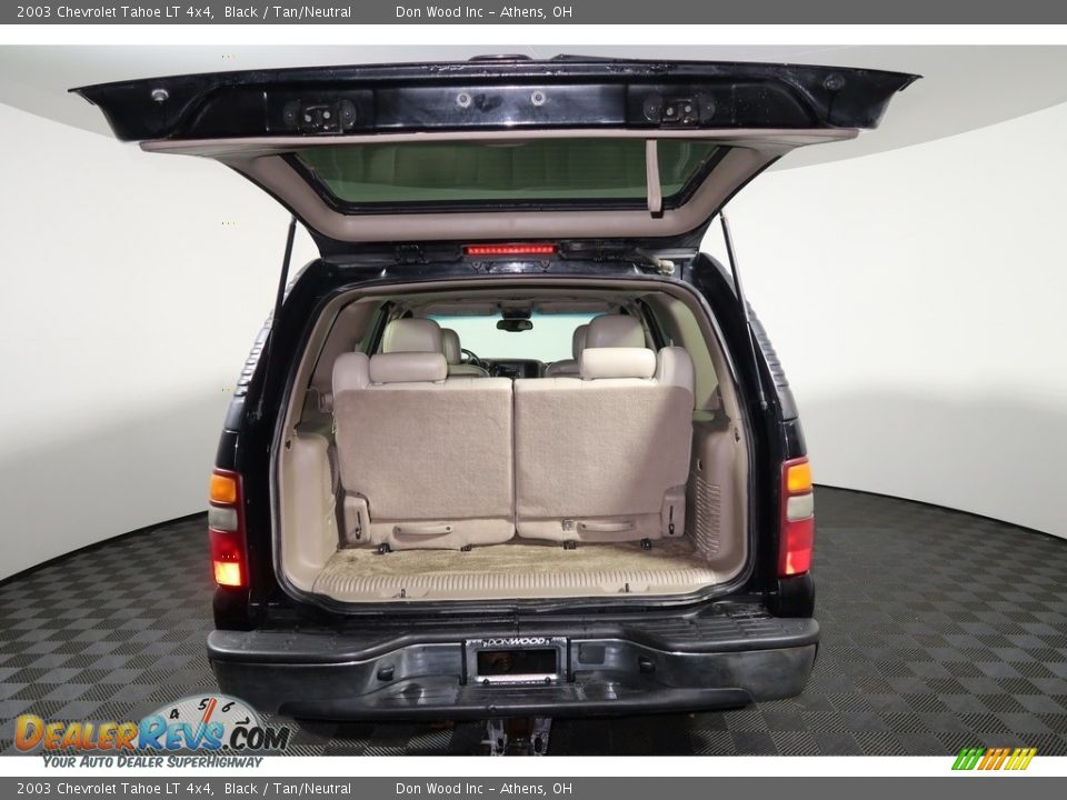2003 Chevrolet Tahoe LT 4x4 Black / Tan/Neutral Photo #22