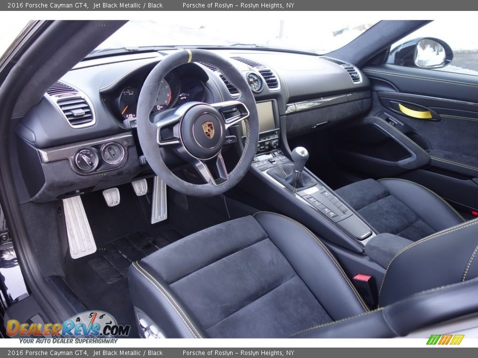 Black Interior - 2016 Porsche Cayman GT4 Photo #12