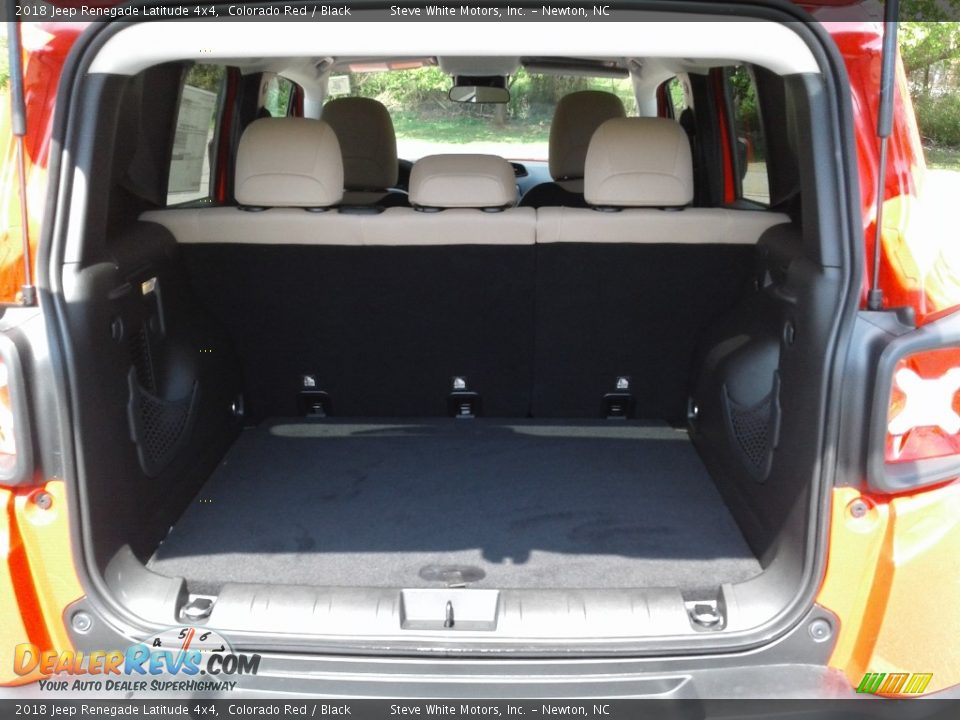 2018 Jeep Renegade Latitude 4x4 Colorado Red / Black Photo #12