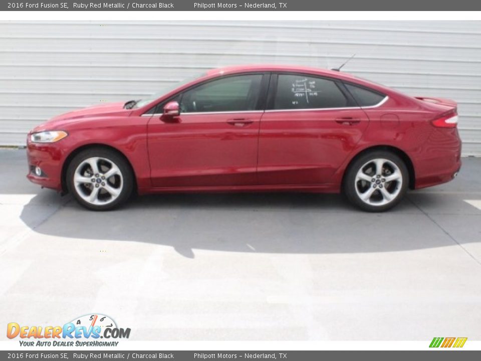 2016 Ford Fusion SE Ruby Red Metallic / Charcoal Black Photo #6