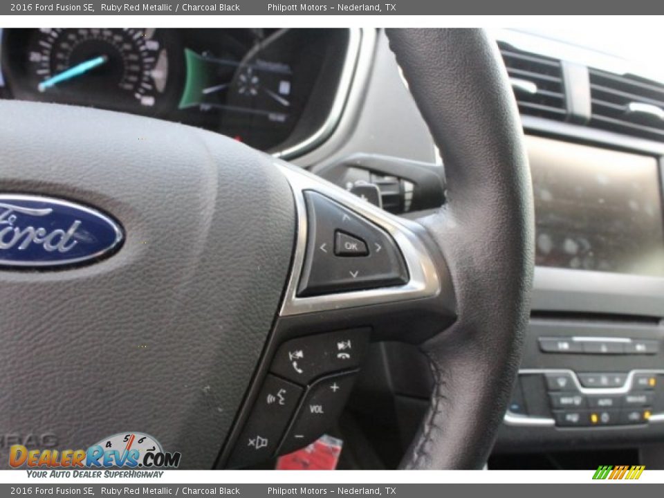 2016 Ford Fusion SE Ruby Red Metallic / Charcoal Black Photo #21