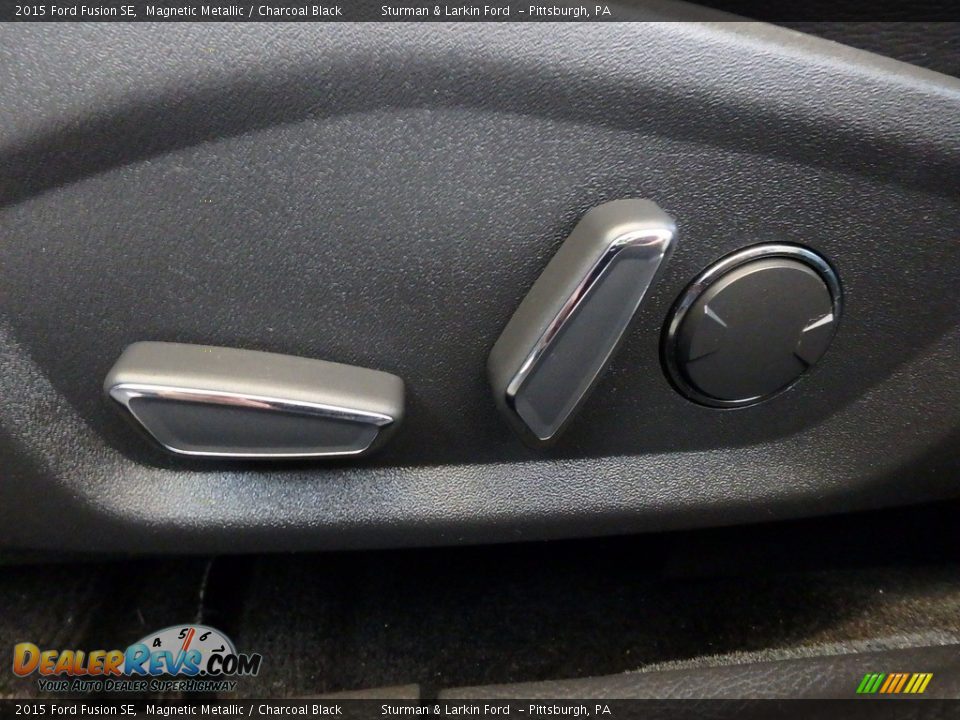 2015 Ford Fusion SE Magnetic Metallic / Charcoal Black Photo #12