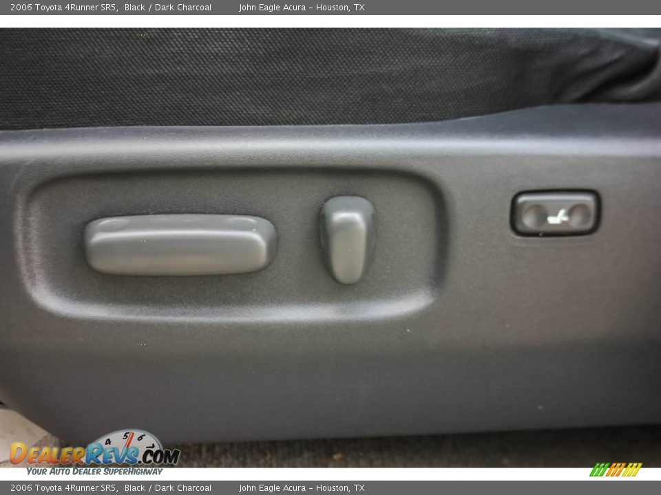 2006 Toyota 4Runner SR5 Black / Dark Charcoal Photo #16