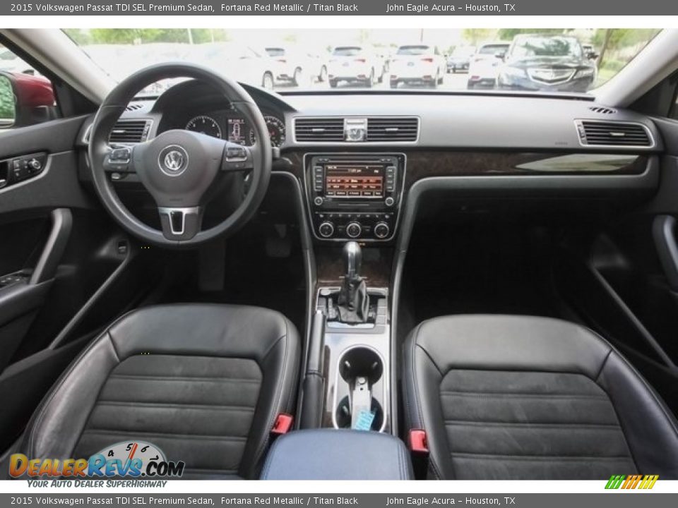 2015 Volkswagen Passat TDI SEL Premium Sedan Fortana Red Metallic / Titan Black Photo #9