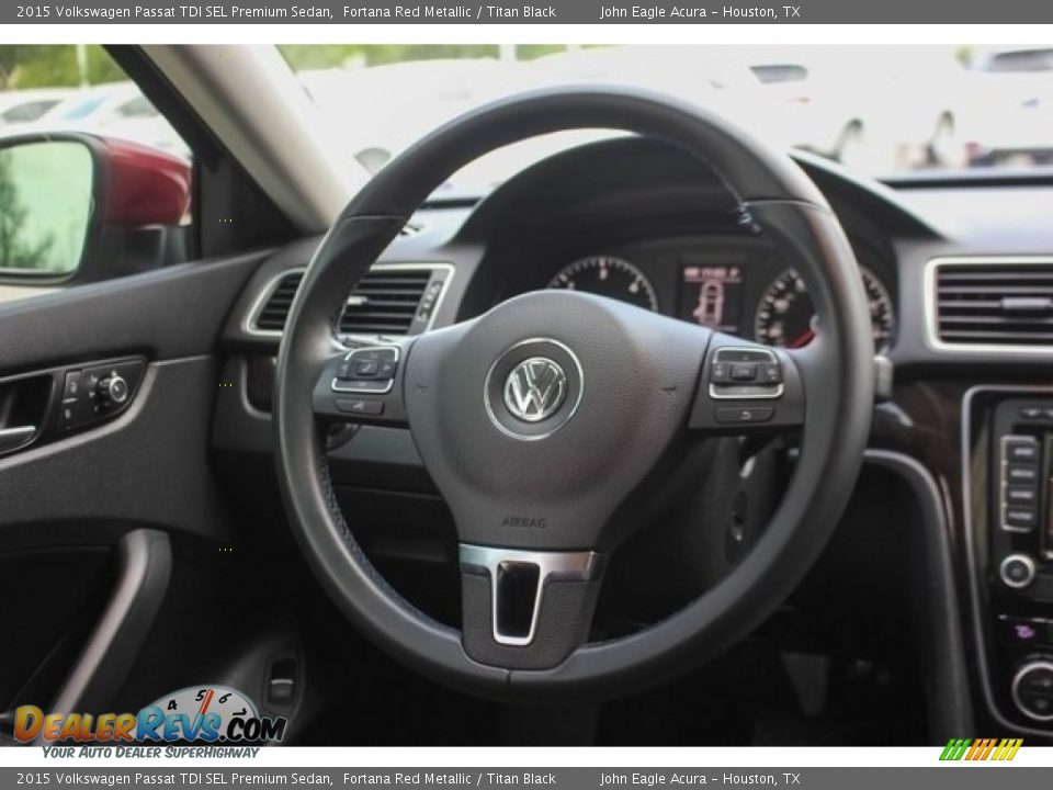 2015 Volkswagen Passat TDI SEL Premium Sedan Fortana Red Metallic / Titan Black Photo #29