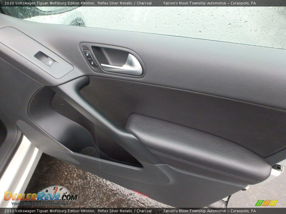 2010 Volkswagen Tiguan Wolfsburg Edition 4Motion Reflex Silver Metallic / Charcoal Photo #13