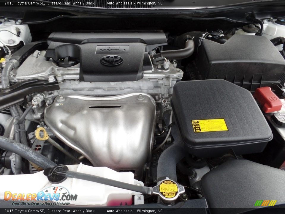 2015 Toyota Camry SE Blizzard Pearl White / Black Photo #6