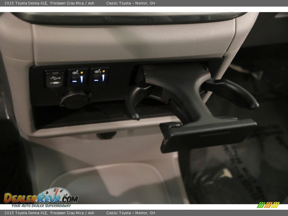 2015 Toyota Sienna XLE Predawn Gray Mica / Ash Photo #13